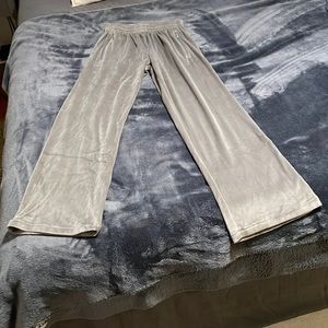 New with tags Skims Velour Track suit pant in the color smoke